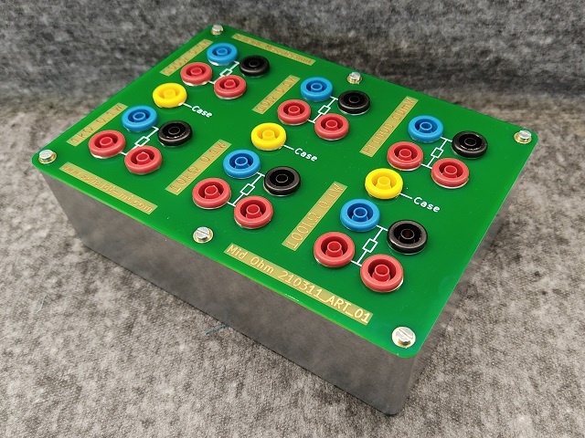 Box with precision resistors
